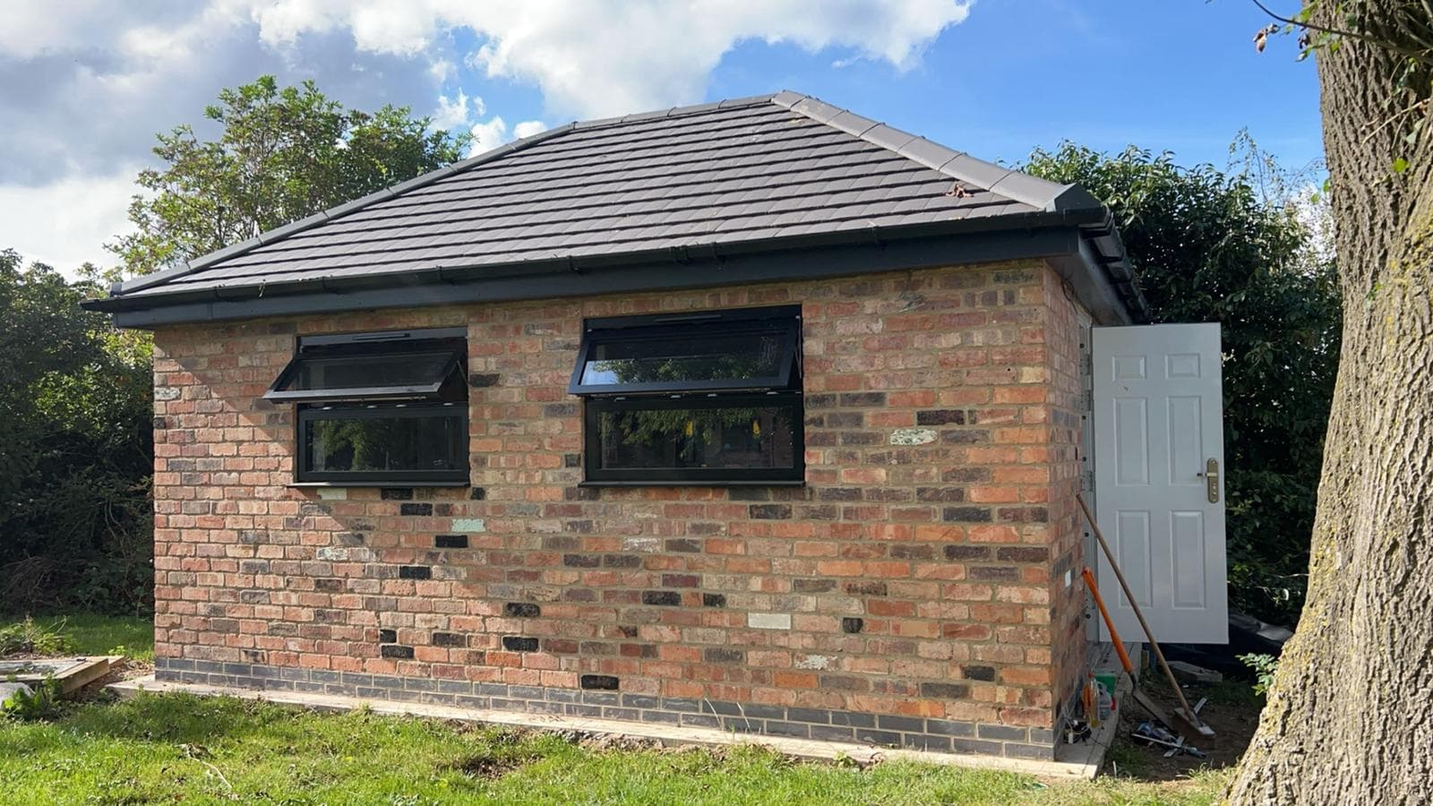 High security commercial unit detail